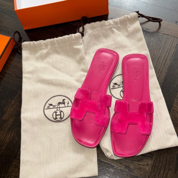 Authentic USED great condition Hermes Pink suede Orans sandals - Size 37.5 - Picture 1 of 16